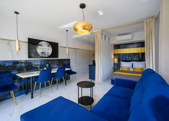 Solaris Golden Blue شقة *